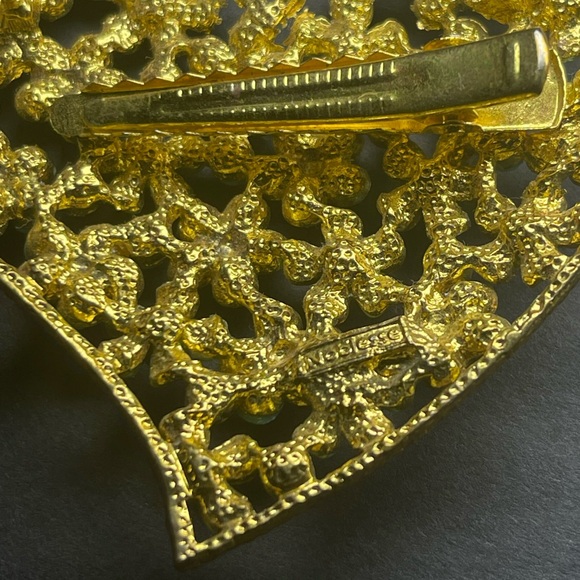 Noblesse Signed Floral Heart Clip / Brooch LARGE - Picture 3 of 6